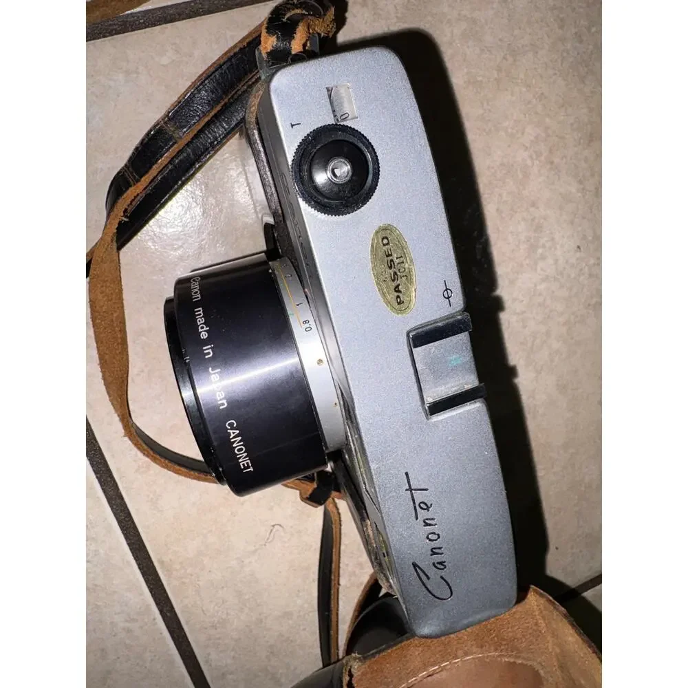 Vintage Canon canonet camera 45mm